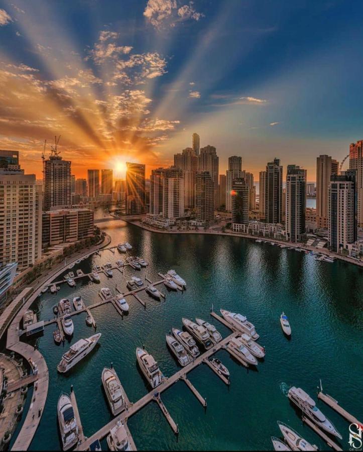 Private Gorgeous Room With Marina View With Shared Kitchen In Shared Apartment Dubai Exteriör bild