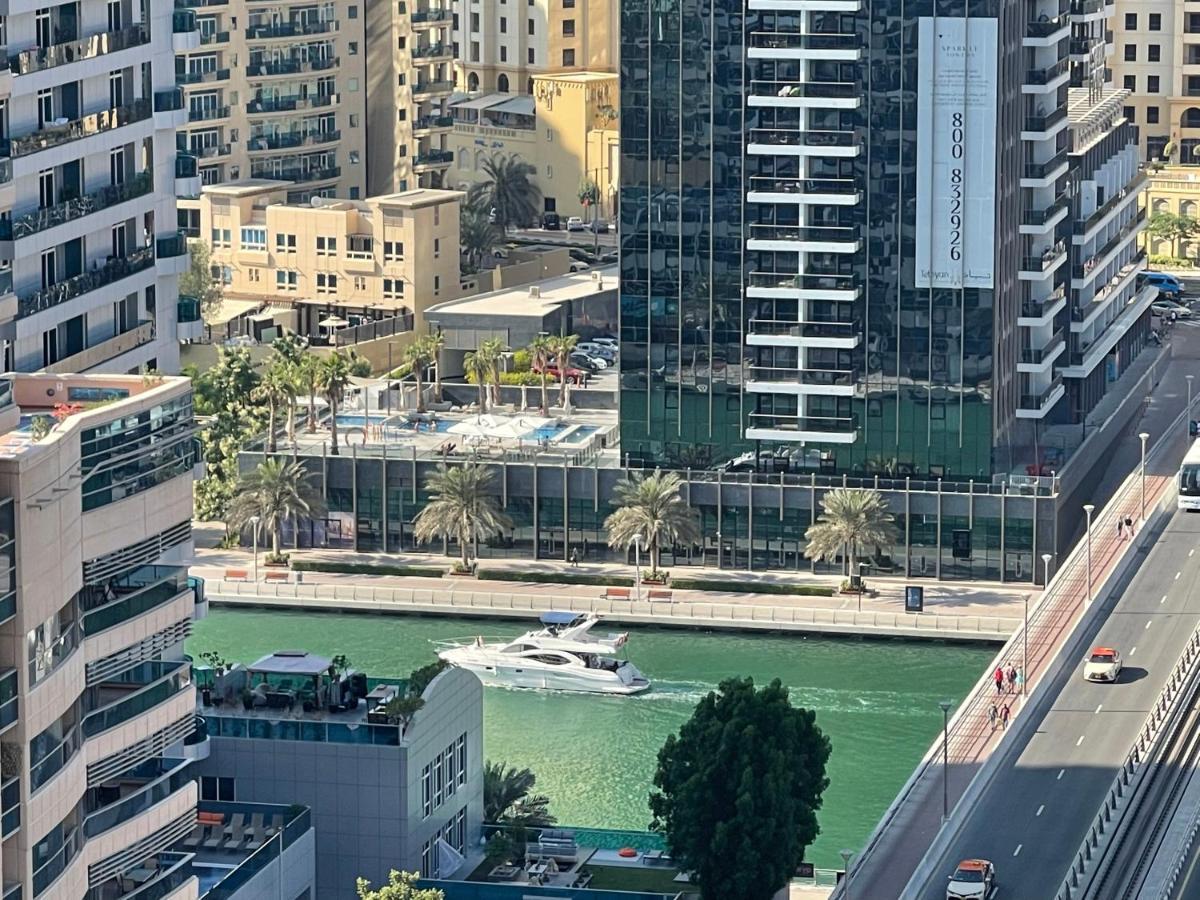 Private Gorgeous Room With Marina View With Shared Kitchen In Shared Apartment Dubai Exteriör bild